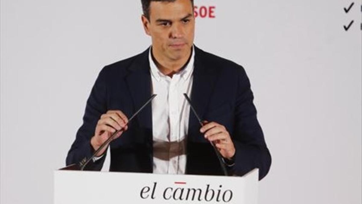 Pedro Sánchez, ayer, durante la presentación de sus propuestas