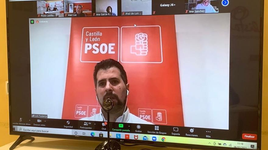 El secretario general del PSOECyL, Luis Tudanca, durante una intervención telemática.