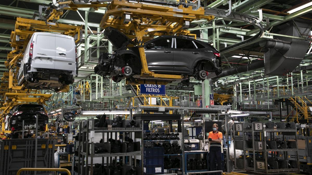 Las líneas de producción de Ford Almussafes.