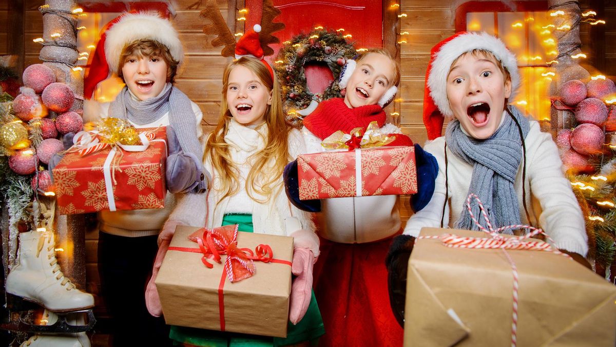 Niños gritando en Navidad