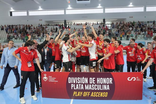 El Fertiberia Puerto Sagunto vuelve a Asobal tras vencer a Agustinos