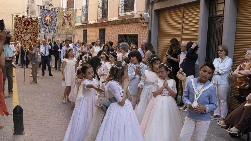 El Corpus procesiona por las calles de Caravaca