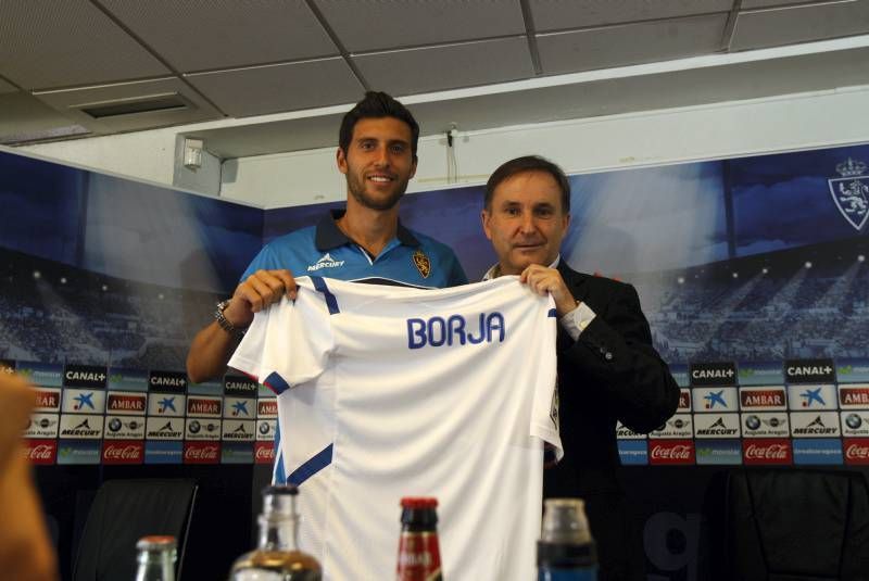 Presentación de Borja Bastón con el Real Zaragoza