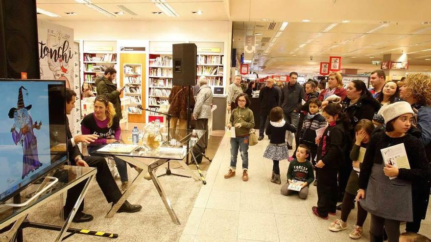 Público, en la presentación de &quot;Ratonchi salva la Navidad&quot;.