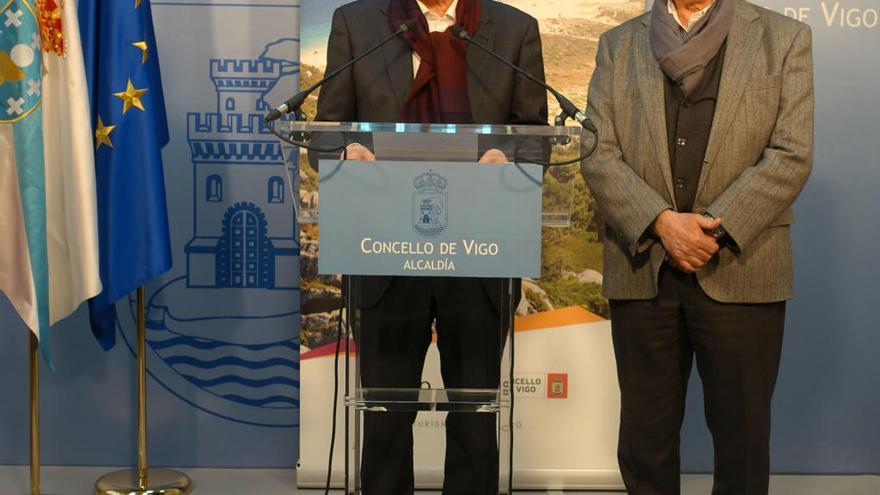 Abel Caballero y Arsenio Prieto, durante la presentación.