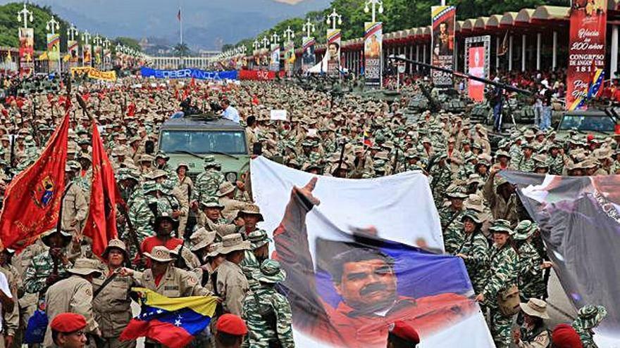 La capital veneçolana, Caracas, va acollir una gran desfilada militar