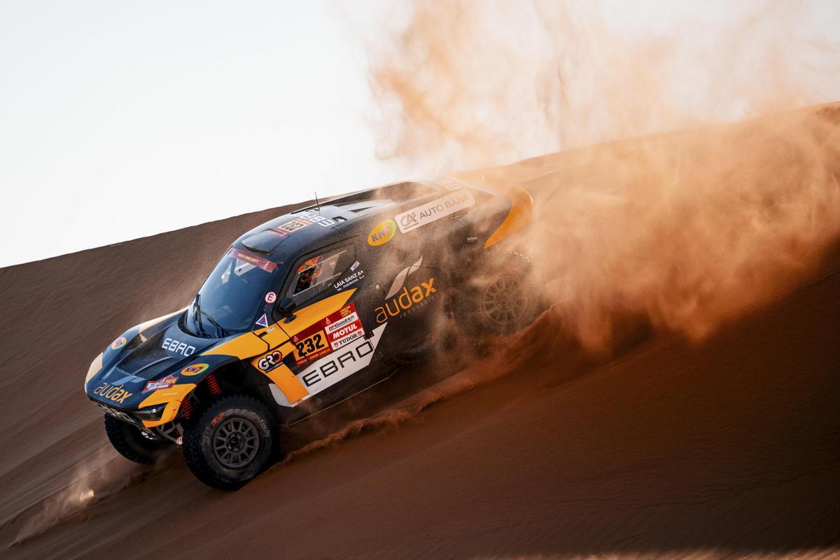 Laia Sanz, durante la etapa disputada el 13 de enero en el Rally Dakar 2026.