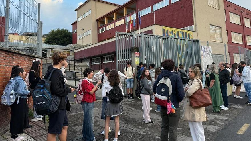 Vuelta al cole en Asturias: cerca de 97.000 escolares inician el curso con más profesores y menos alumnos por aula