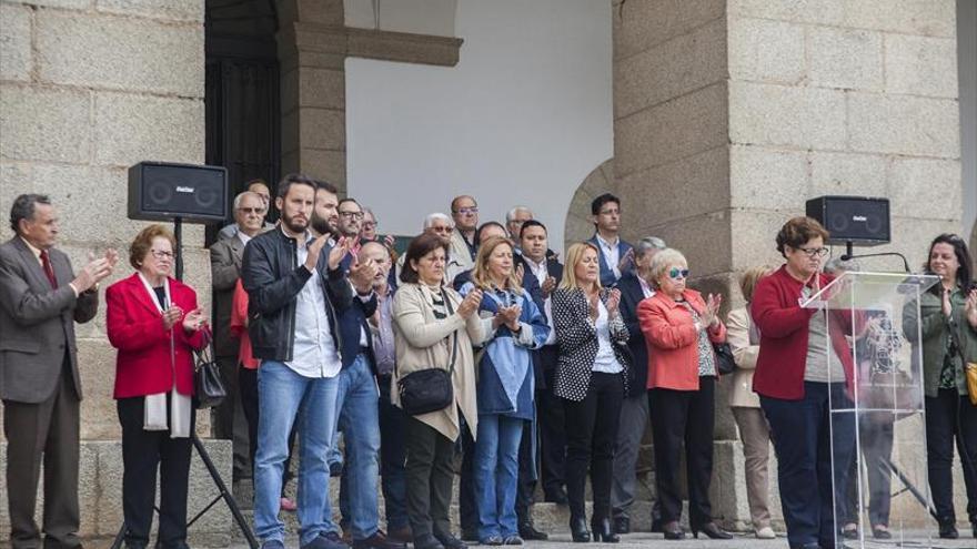 Minuto de silencio contra la violencia de género