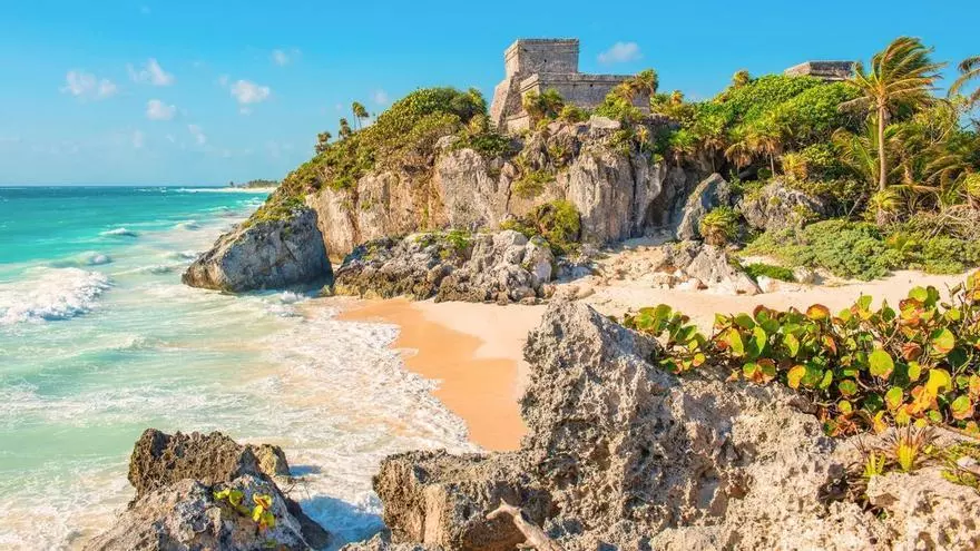 La Riviera Maya de México es el único destino donde puedes visitar ruinas centenarias, islas paradisíacas y una de las mejores gastronomías sin tener que cambiar de hotel