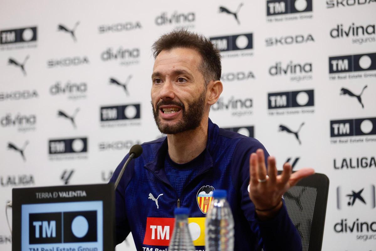 Corberán en sala de prensa