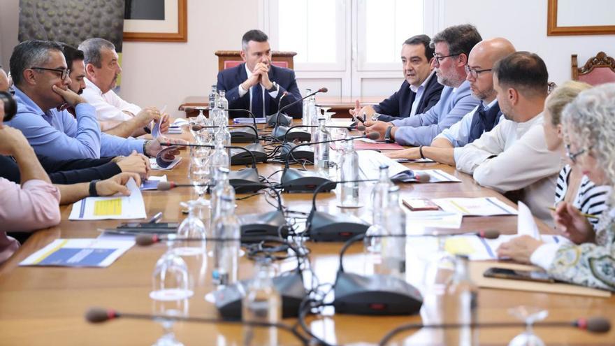 La ciudadanía suspende al servicio del taxi en Lanzarote