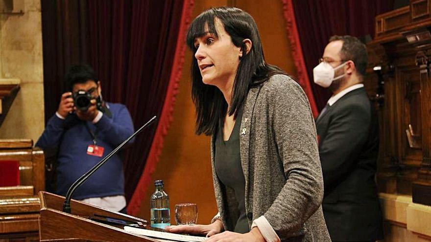 Aurora Madaula, en una intervenció al Parlament el 2020