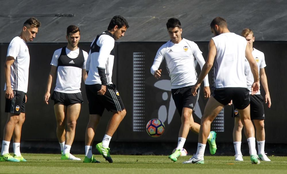 El Valencia se prepara para recibir a la Real Soci