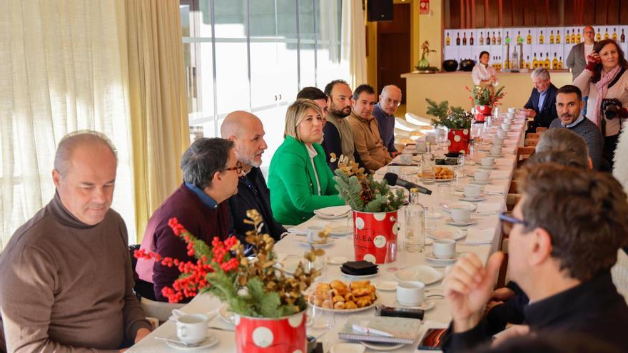 Desayuno de la alcaldesa con los medios informativos locales