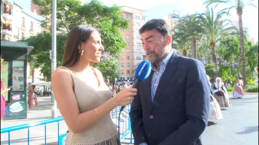 Luis Barcala, alcalde de Alicante, invita a seguir la actualidad de Hogueras en INFORMACIÓNTV