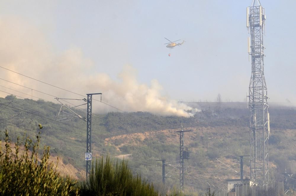 Incendio forestal en Lalín