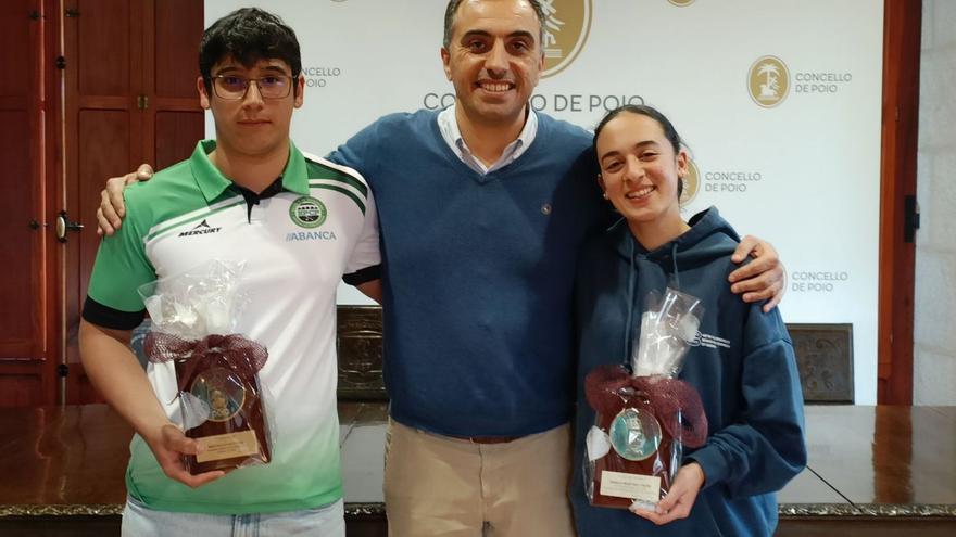 Poio presume de sus campeones Sabela Martínez y Martín Exposito