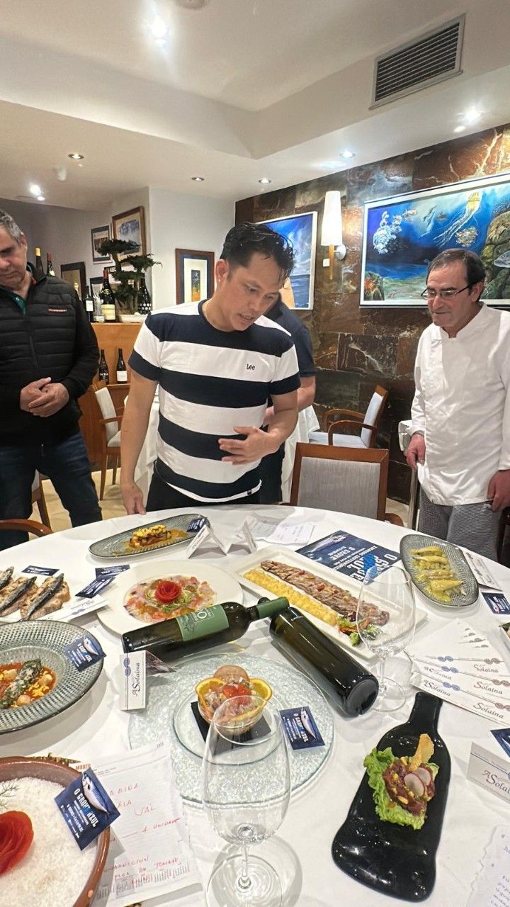 Presentación de las jornadas gastronómicas del pescado azul que organiza Emgrobes y se celebran hasta el 31 de mayo.