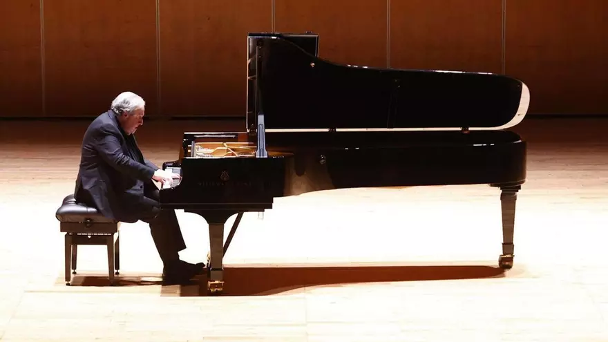 Oviedo, capital del piano con Bronfman