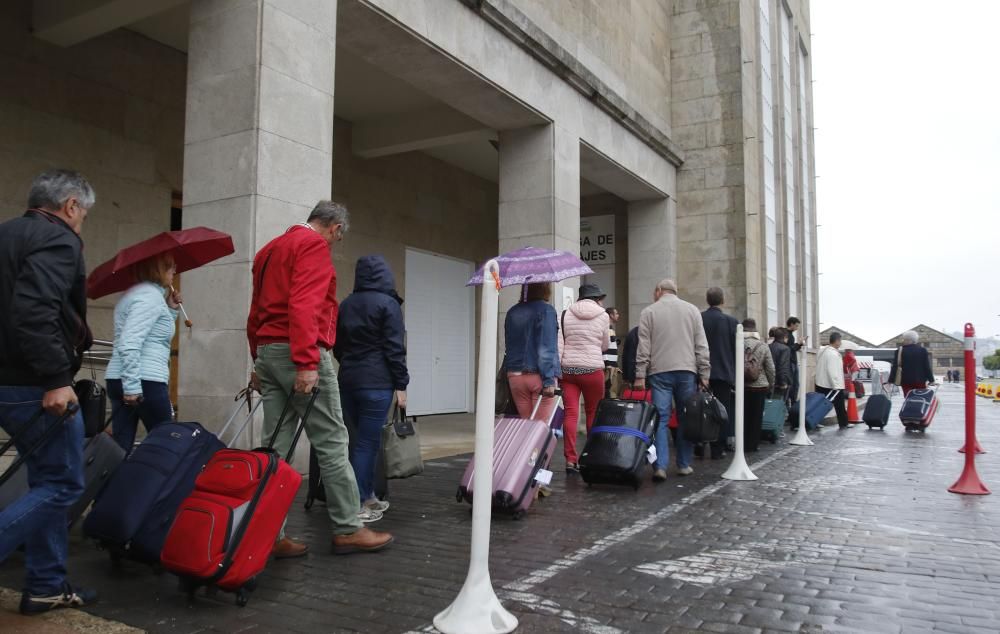 Embarque de más de mil pasajeros en Vigo