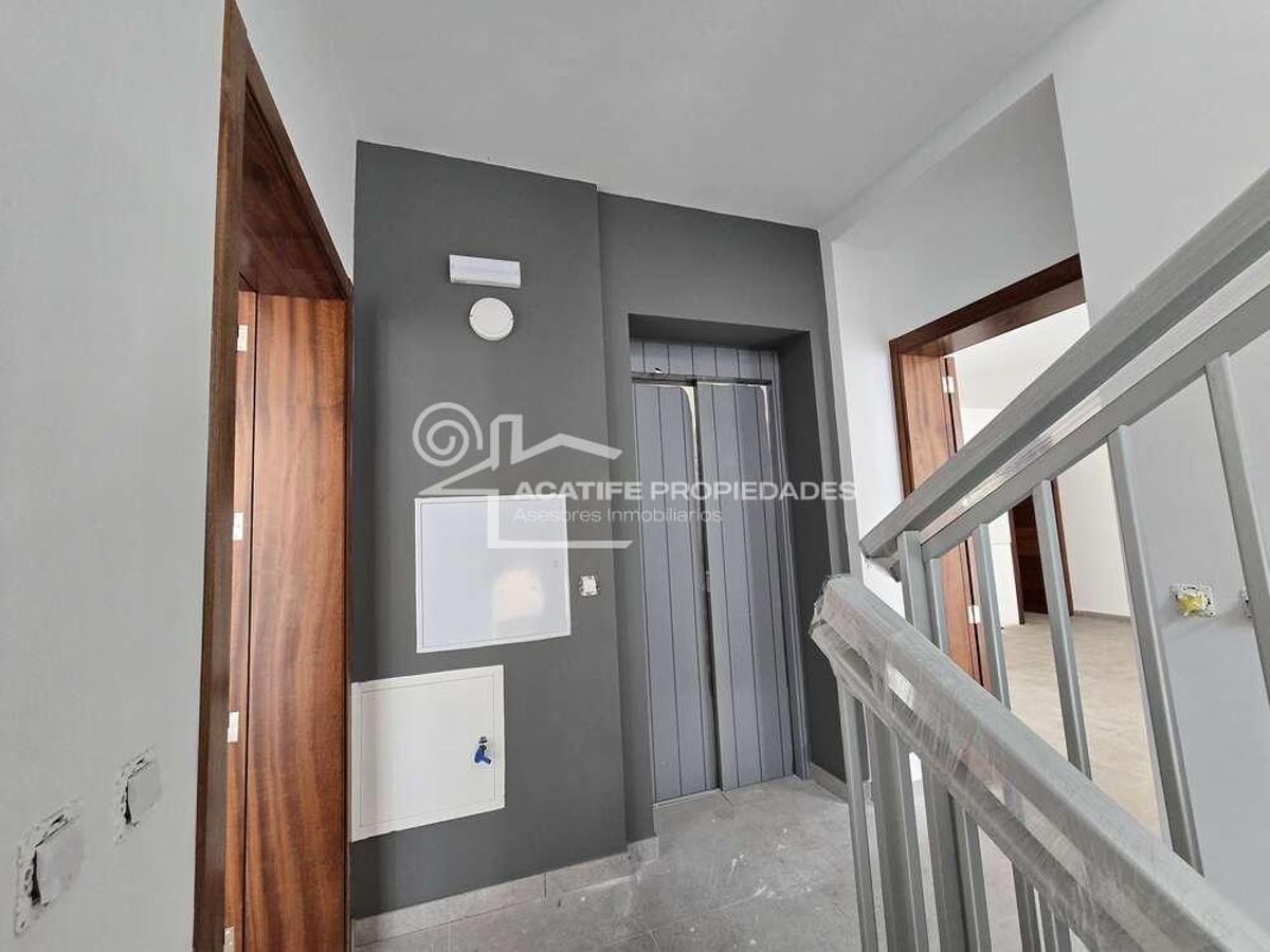 Entrada al inmueble