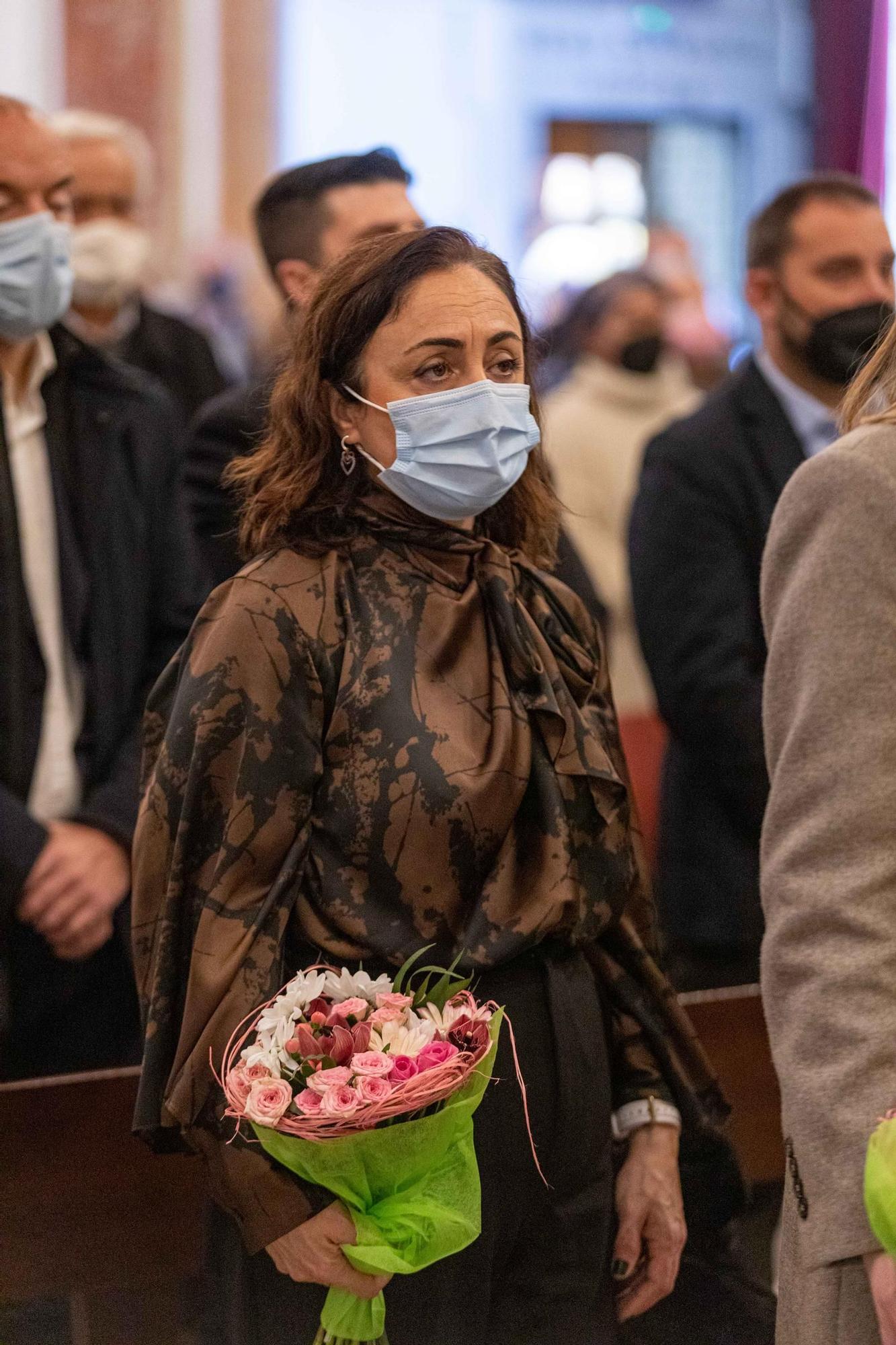 Ofrenda de las Fallas de Primera A a la Virgen de los Desamparados