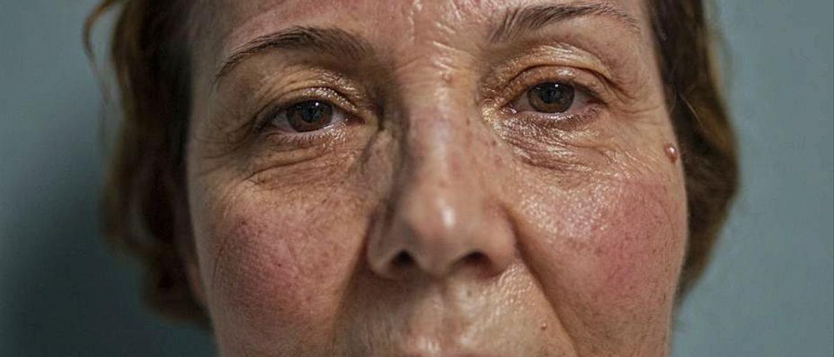 Netejadores i zeladors, mans imprescindibles en primera línia: «Estem esgotats i emprenyats»