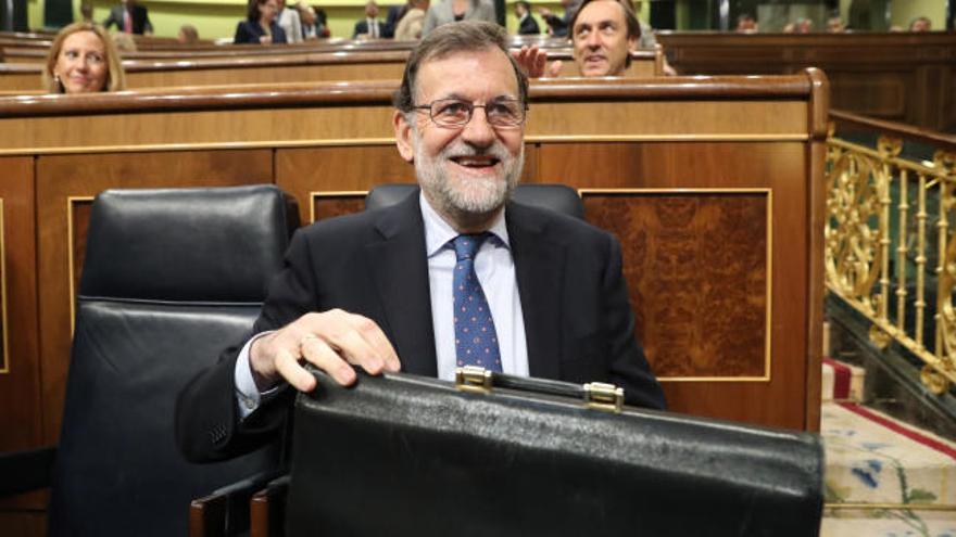 Rajoy dice que Moix actúa con independencia