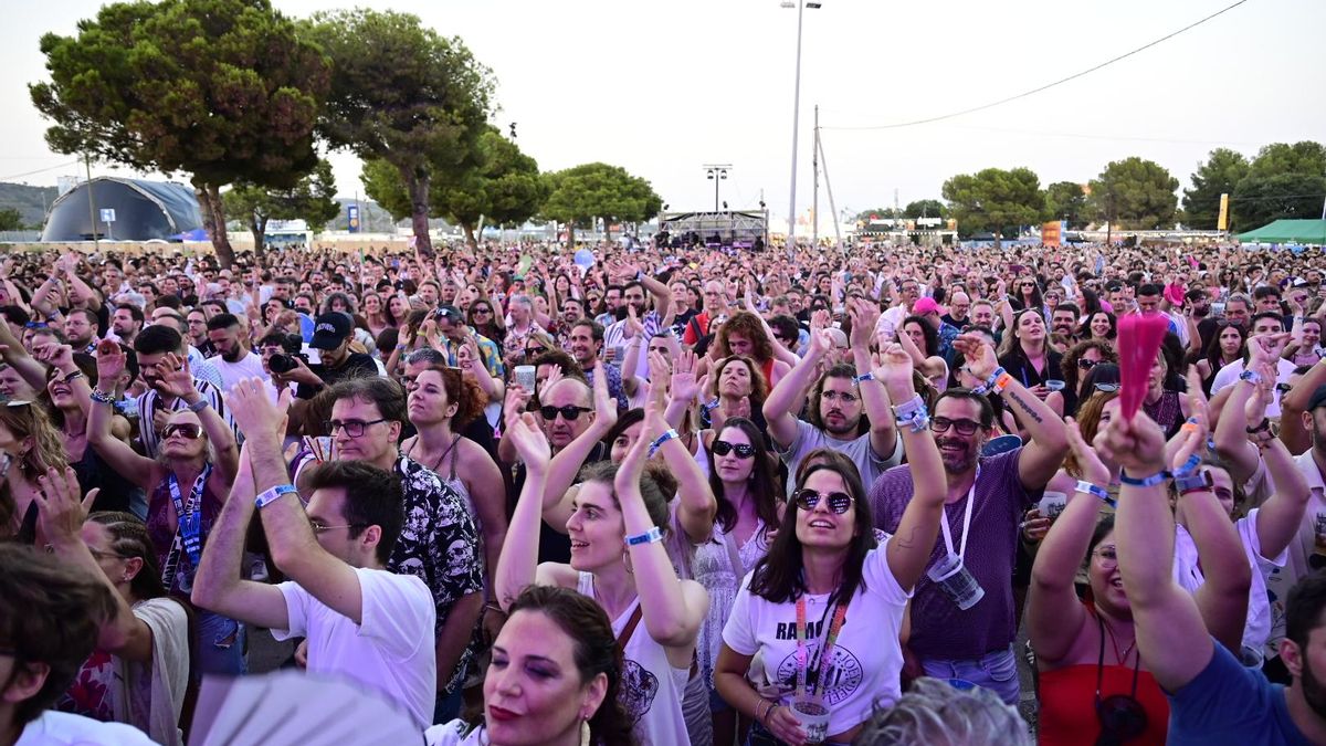 Galería | Los asistentes del FIB disfrutan de su primer día de festival