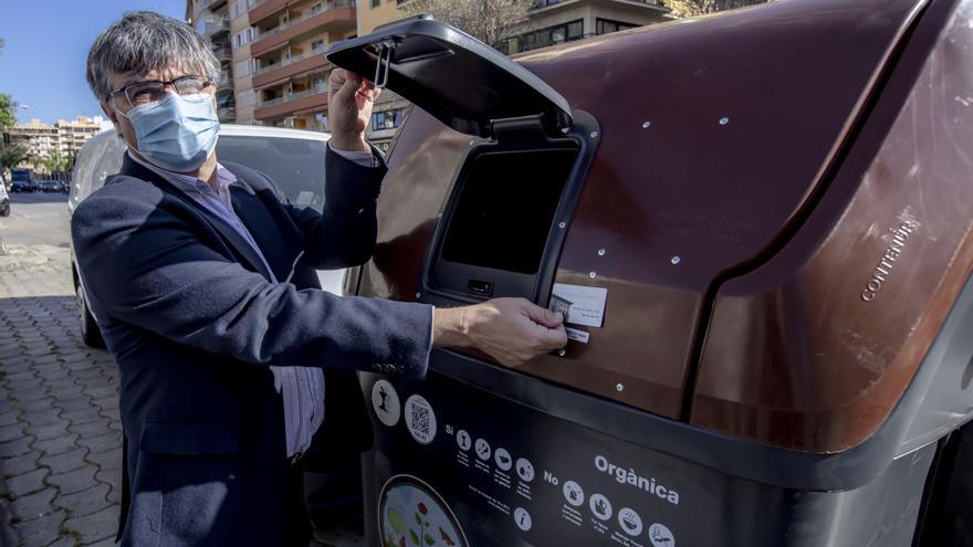 Iniciada la instalación de contenedores de recogida orgánica en otras cinco barriadas de Palma