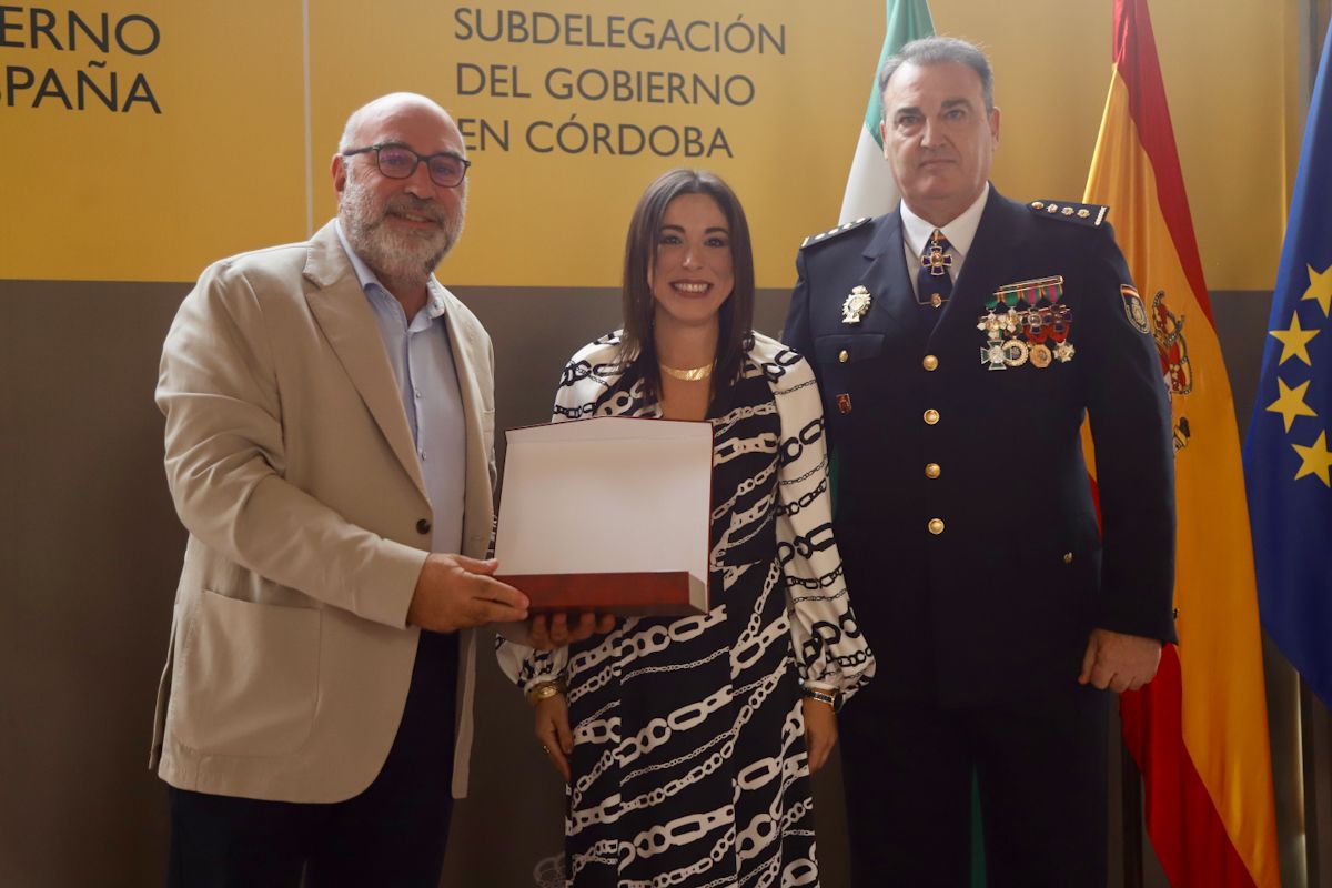 El Gran Teatro, Fepamic, Veterinaria, Radio Córdoba y la Fiesta del Queso recogen los premios Constitución