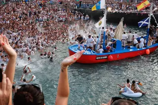 Embarcación de la Virgen del Carmen en el Puerto de la Cruz