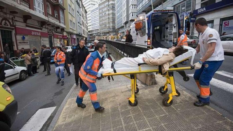 Heridos una peatón y un motorista en un atropello en Juan Flórez