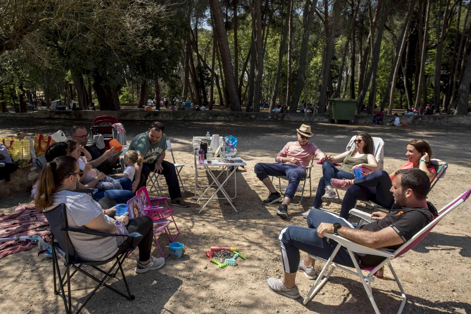 El Parc d San Vicent de Lliria vuelve a llenarse de familias dos años depués