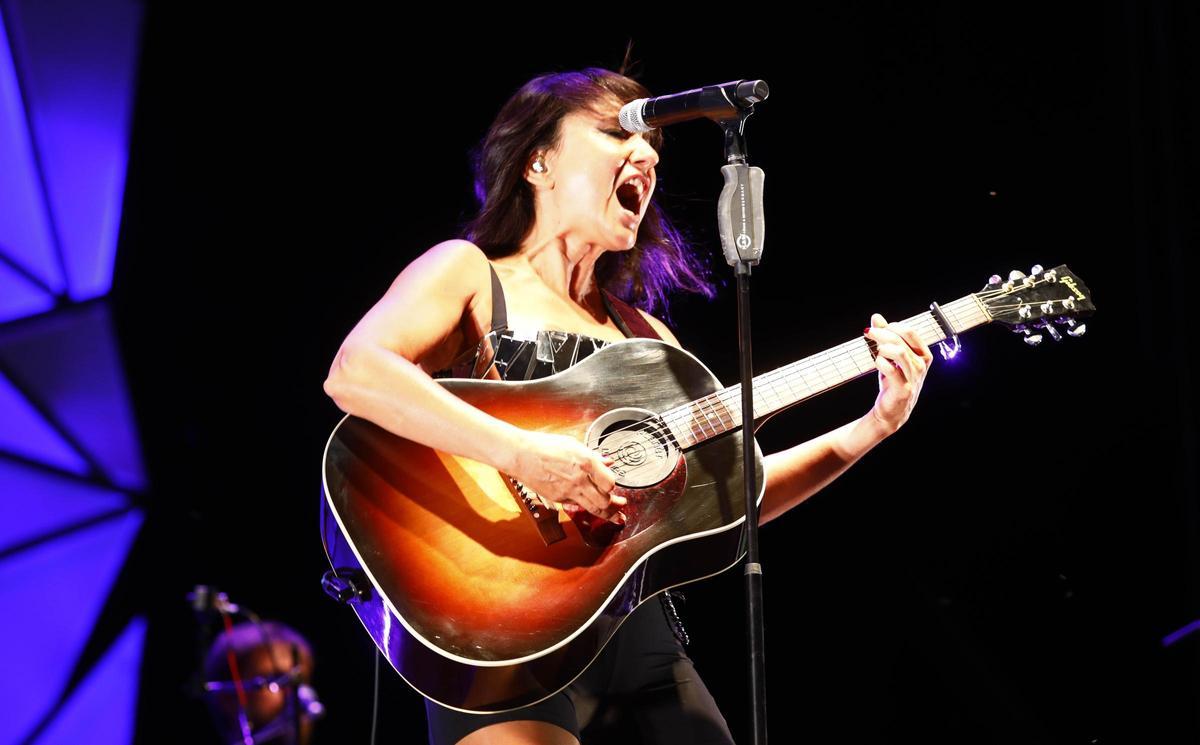 Eva Amaral, durante el concierto que ofreció el dúo en el Vive Latino de Zaragoza hace dos ediciones.