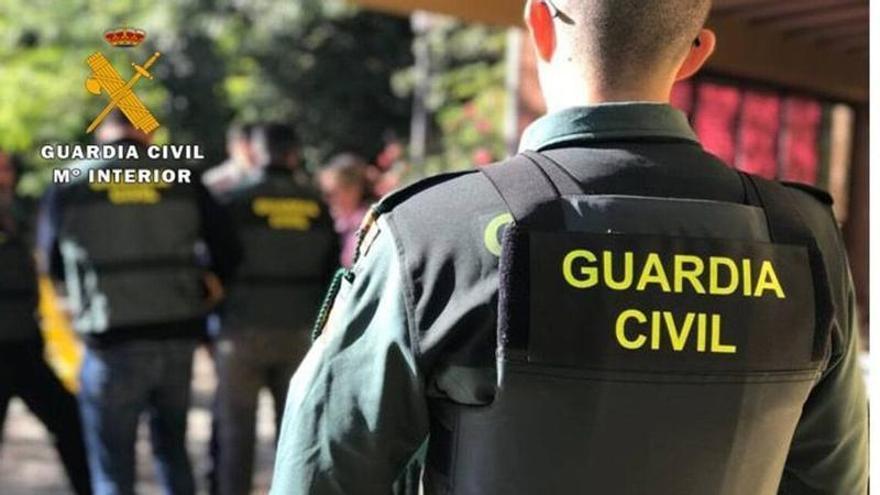 A prisión tras herir a un agente cuando fue a casa de su expareja a intentar llevarse a sus hijos en Granada
