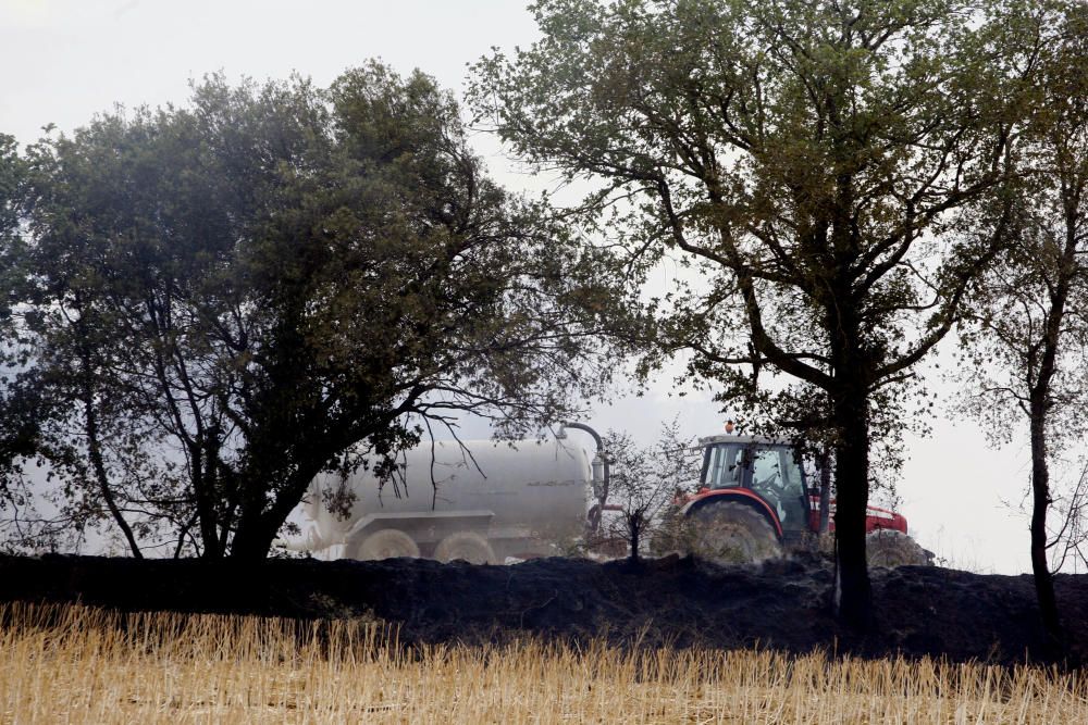 Incendi entre Cruïlles i Monells