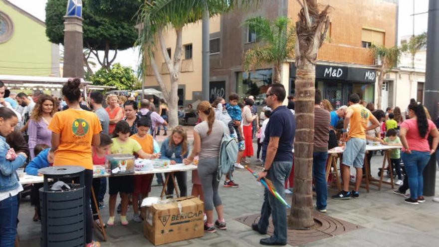 Vecindario celebra las fiestas de San Rafael con un ojo puesto en el cielo