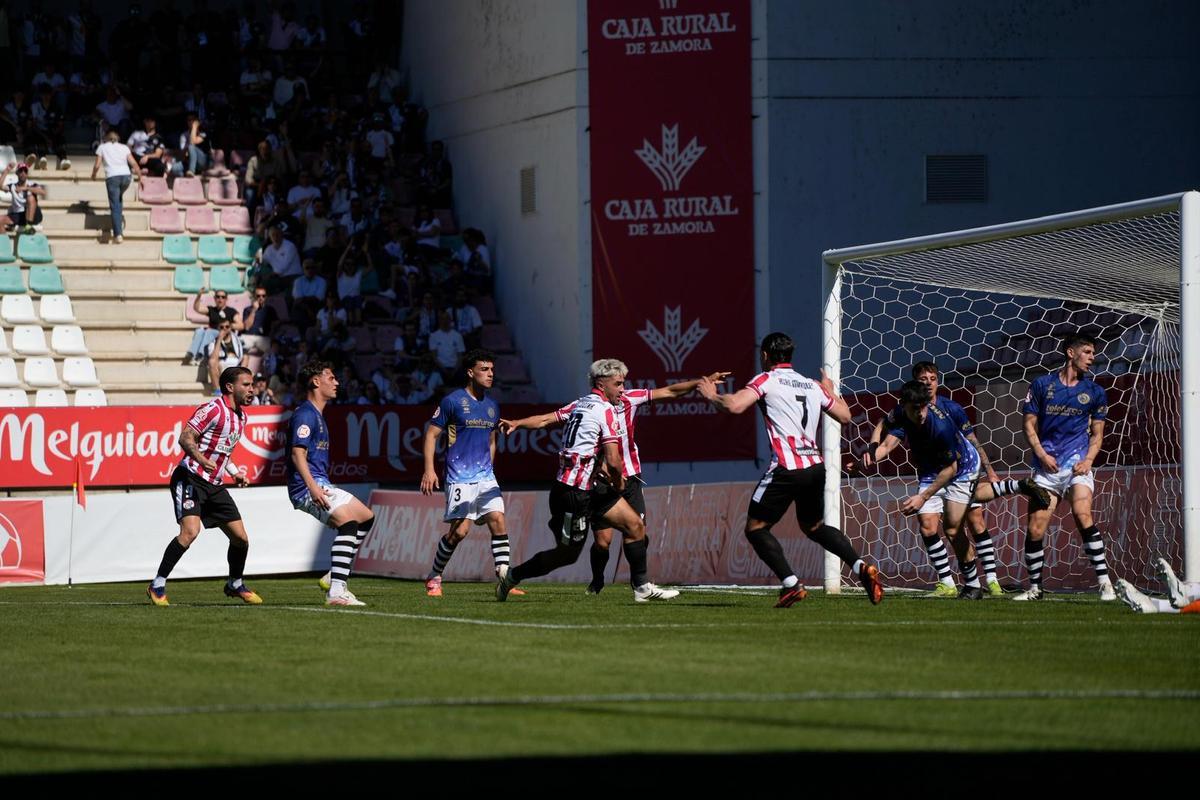 GALERÍA | Imágenes del partido entre el Zamora CF y Unionistas de Salamanca