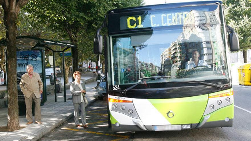 Vitrasa refuerza sus líneas por la Reconquista