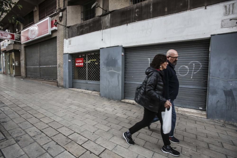 El pequeño comercio cierra en Alicante