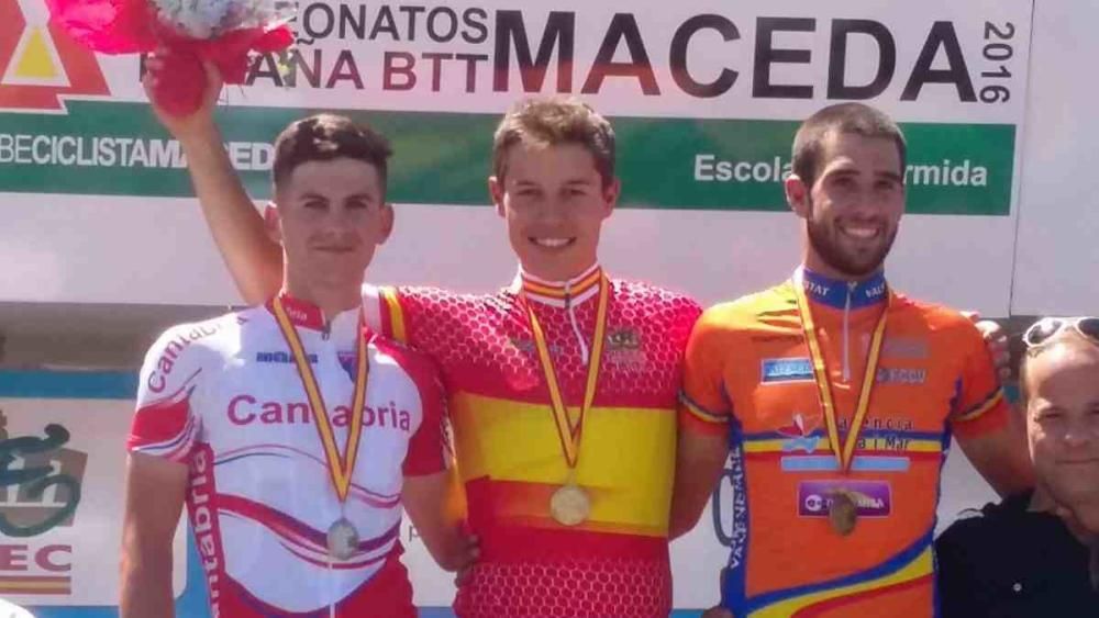 Felipe Orts, con la medalla de bronce en la categoría sub'23