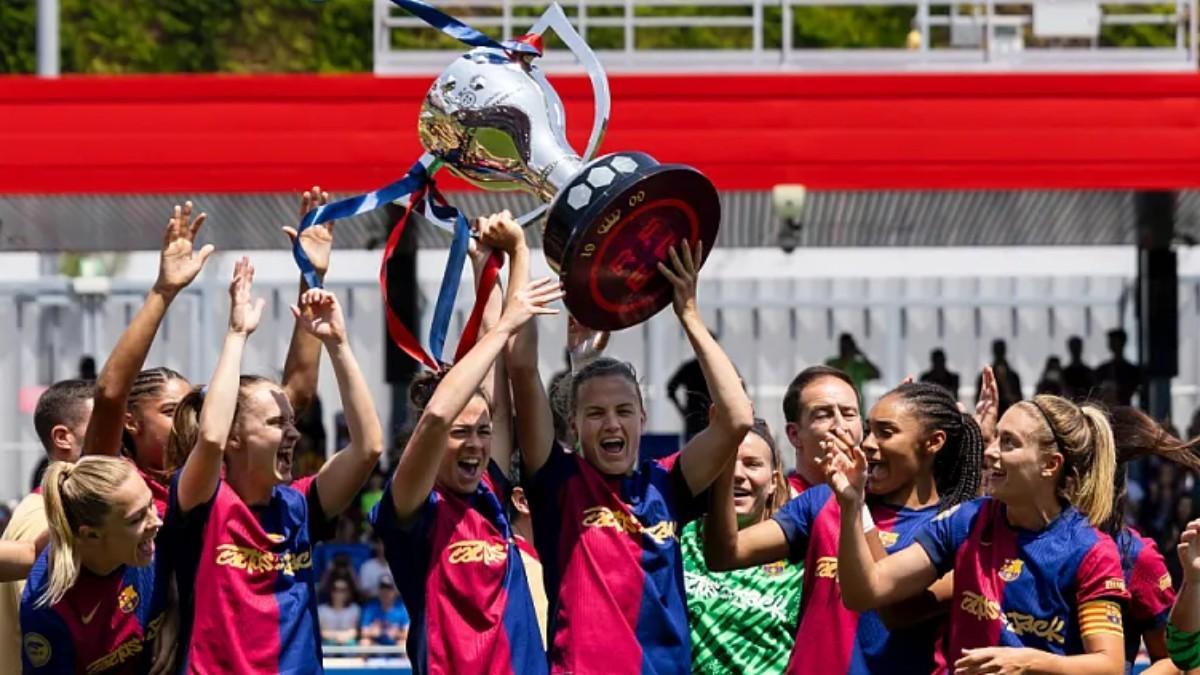 El FC Barcelona levantó el título liguero una temporada más