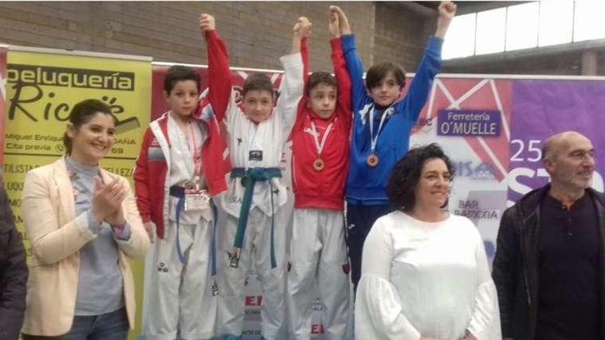 Kido Spor triunfa en el campeonato de taekwondo de Moaña