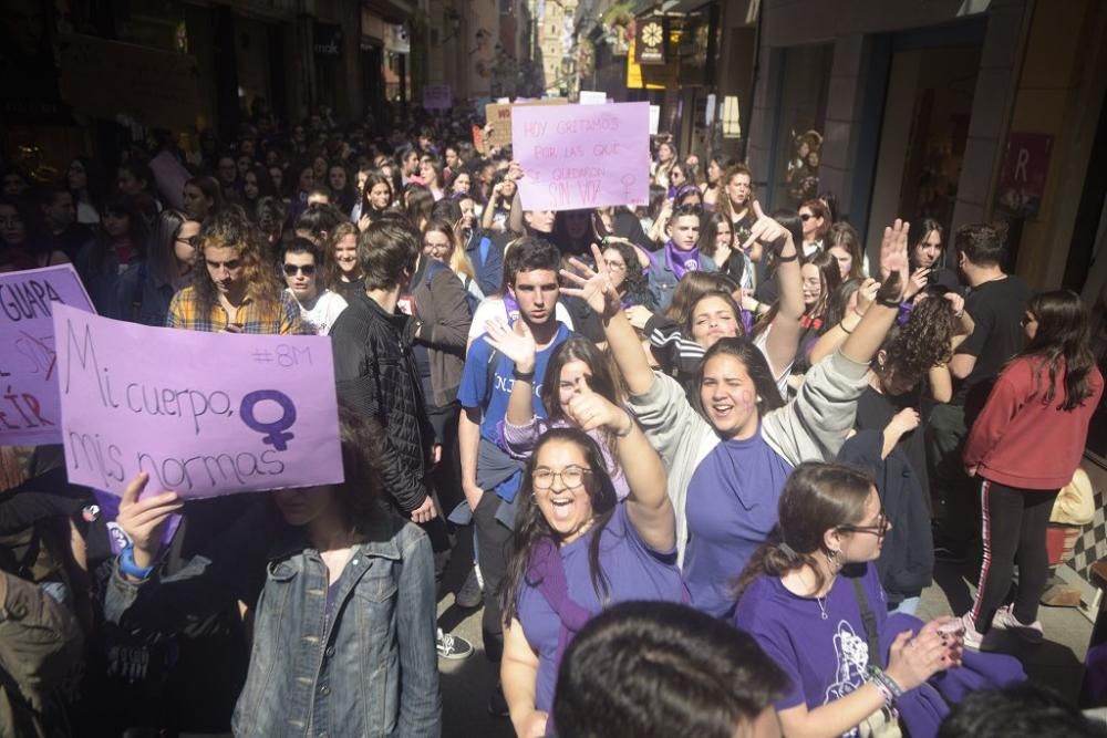 La feministas calientan motores antes de la manifestación del 8-M en Murcia