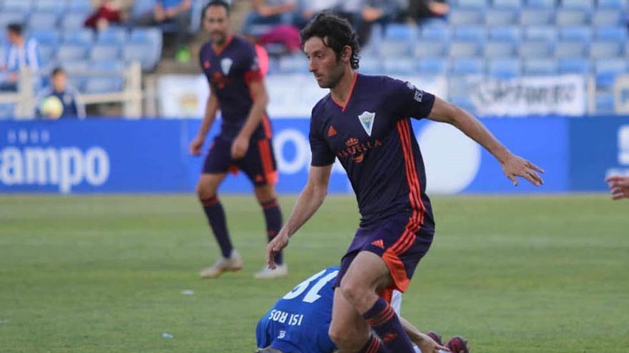 Imagen de Esteban Granero durante un partido con el Marbella FC