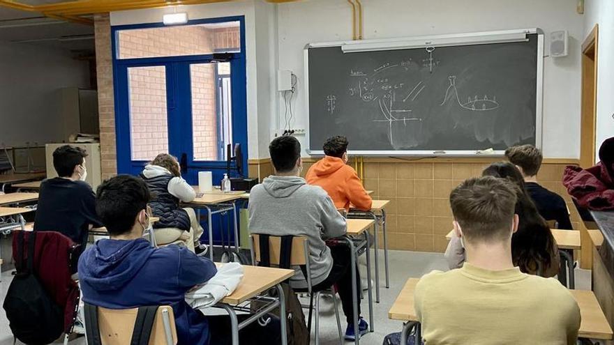 Educación estudia homologar el nivel de valenciano del alumnado en Secundaria