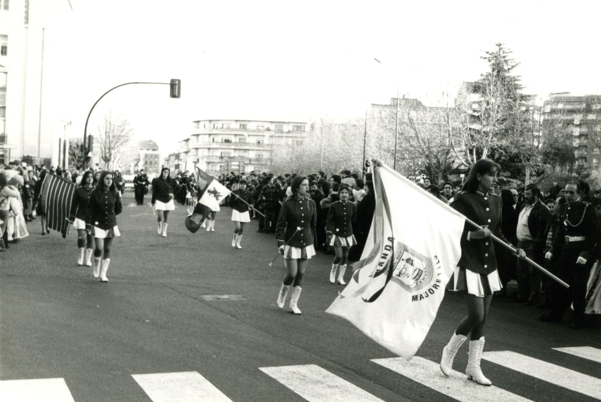 GALERÍA | Revive los carnavales de Zamora en los 90