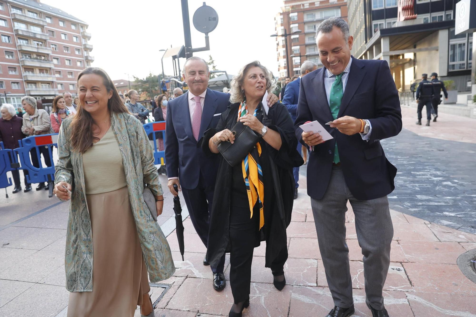 EN IMÁGENES: La Familia Real asiste en Oviedo al concierto de los premios "Princesa de Asturias"